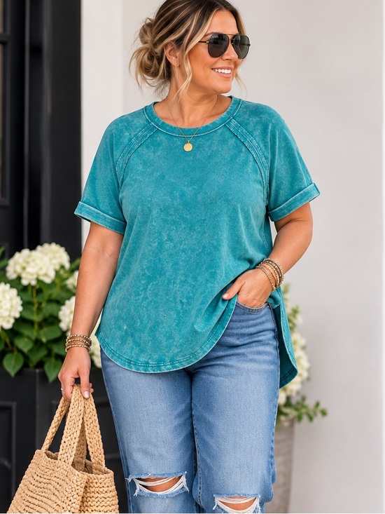 Zenana Outfitters Tops - Zenana Turquoise Mineral Wash Split-Hem Top Size 1X NWOT